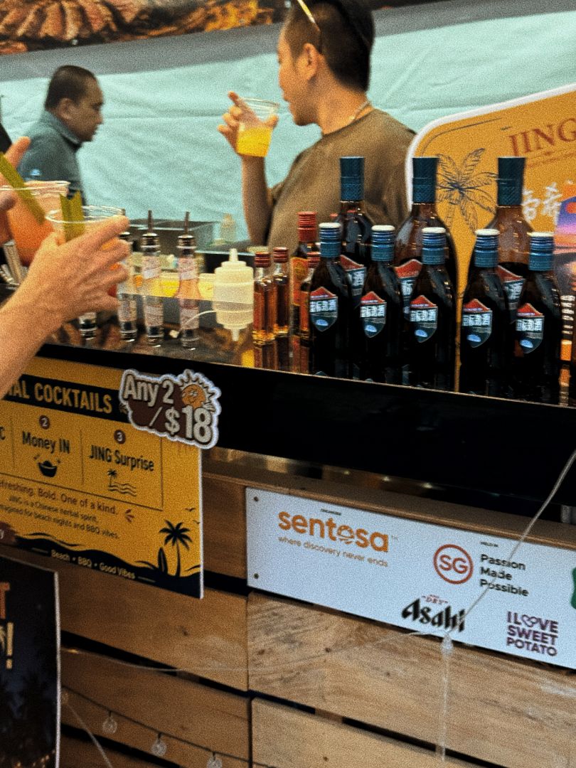 Sunset skies, beach BBQ, good food and chilled-out vibes — that was our Sentosa GrillFest 🌅🔥 - 3